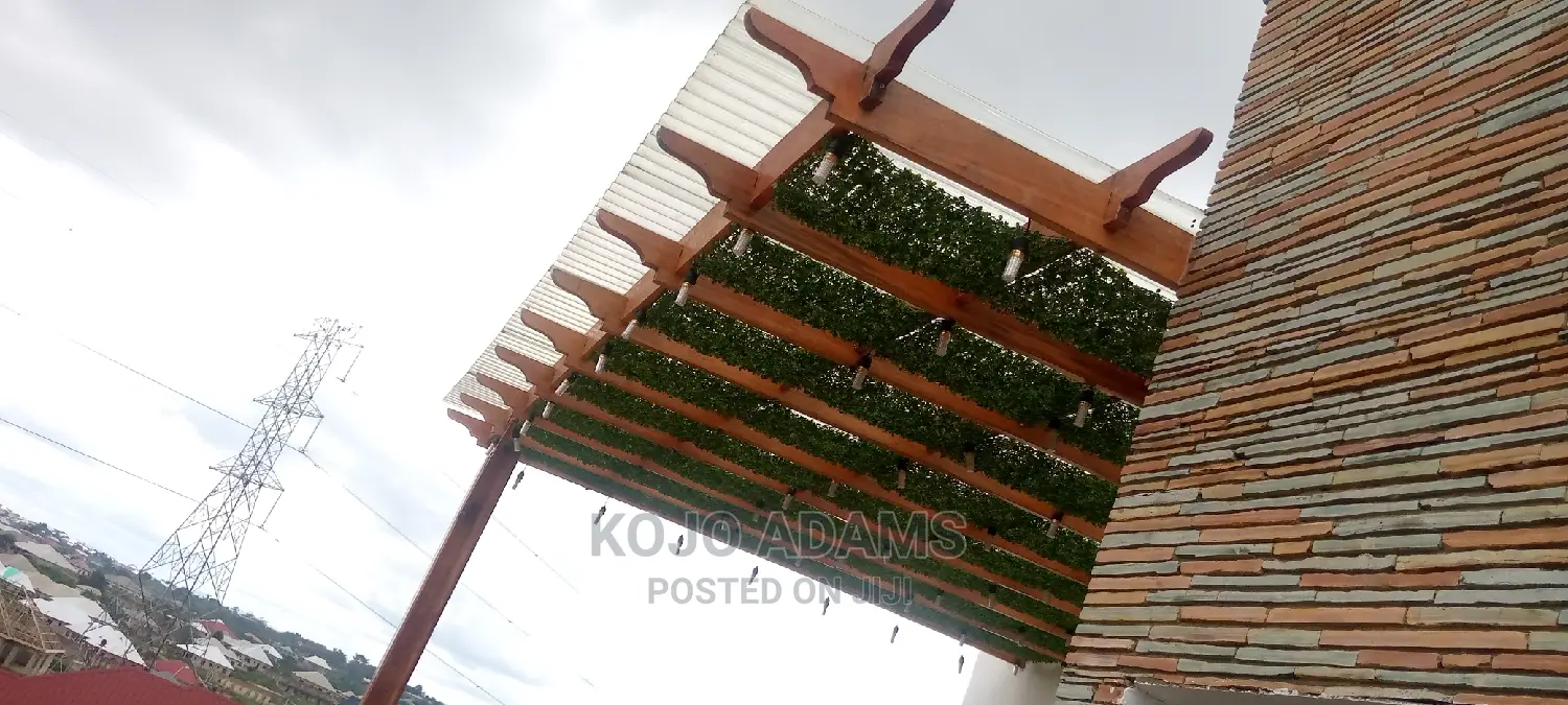 Classic Pergola Building