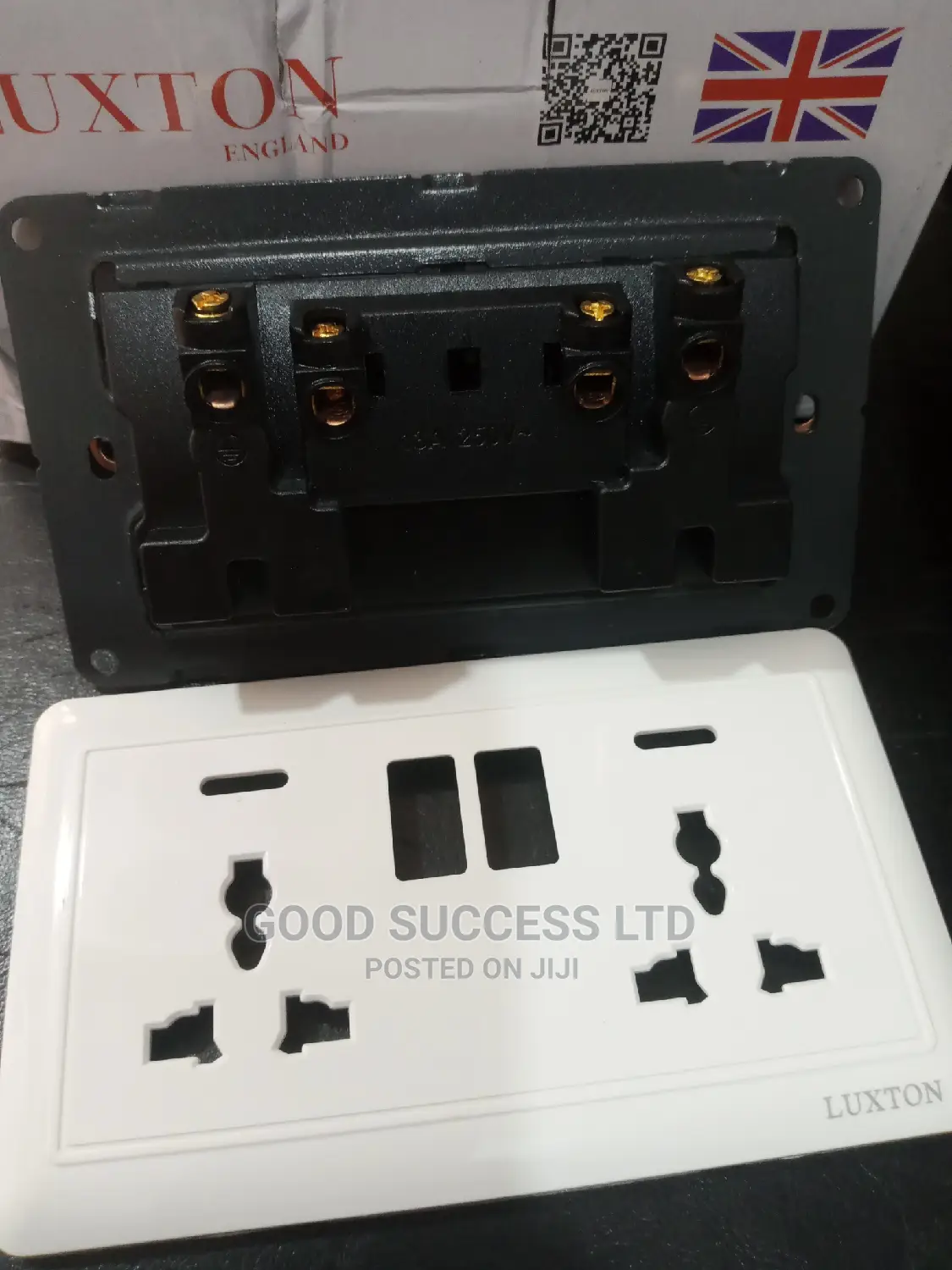 13A Double Socket (5in1box)