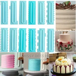 Cake Decorating Tool / Scraper - 4pcs