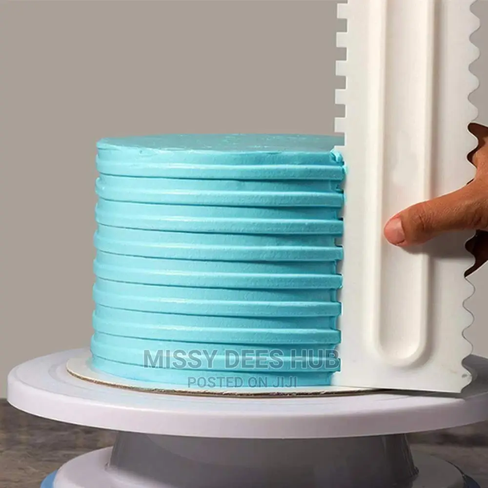 Cake Decorating Tool / Scraper - 4pcs