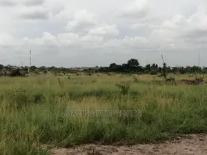 Titled Lands at Shai Hills 
Plots 50 Acres Land