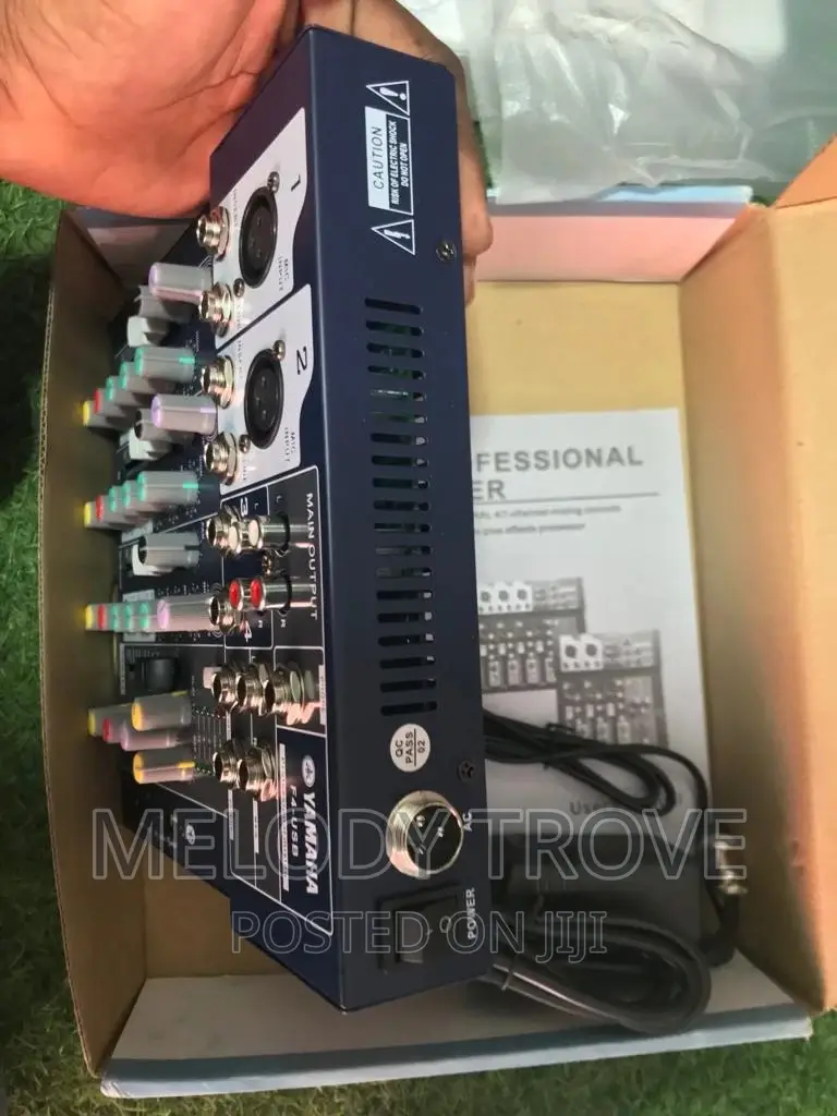 Yamaha 4-Channel Mixer (F4)