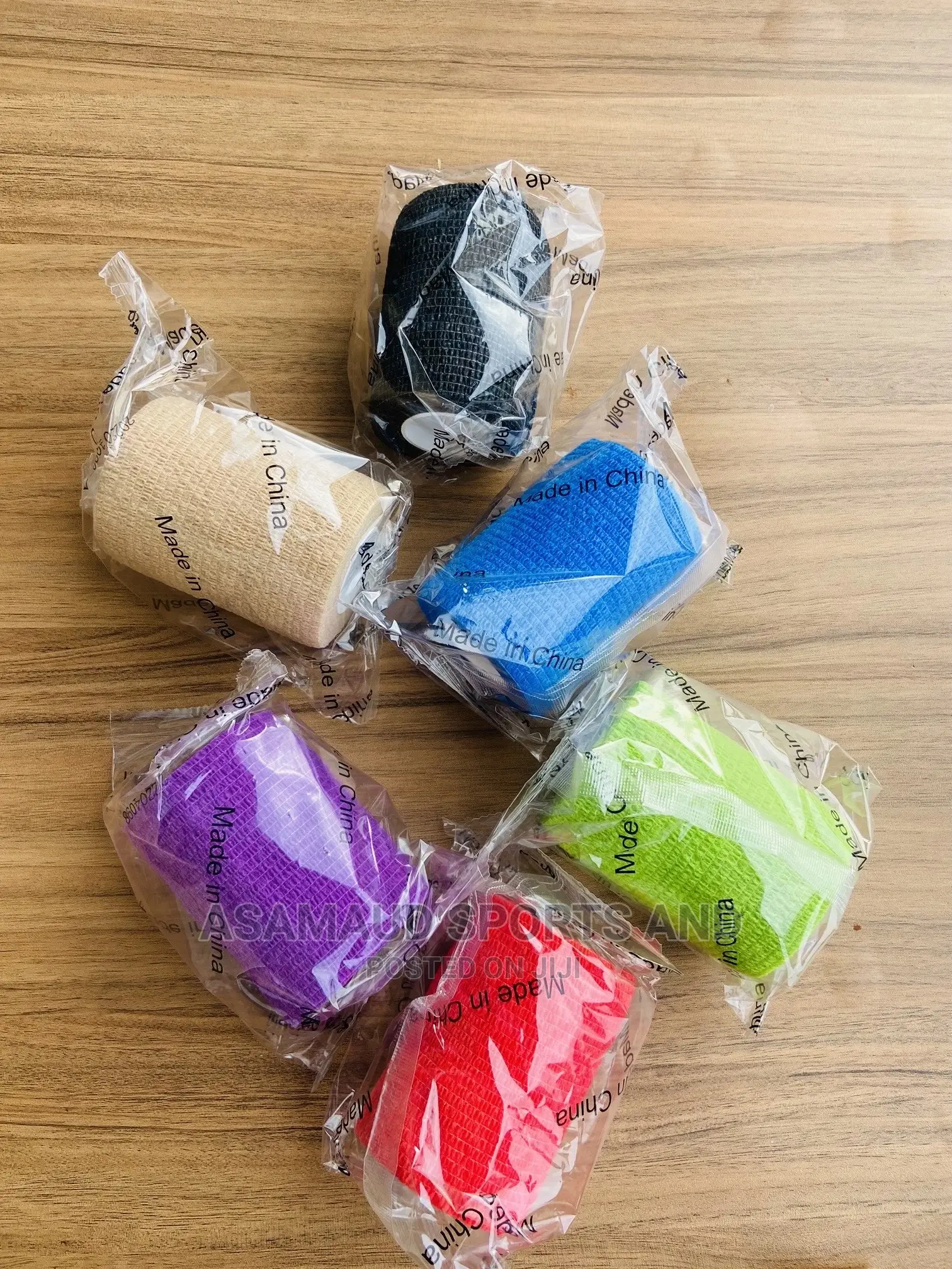Adhesive Bandage at Cool Price