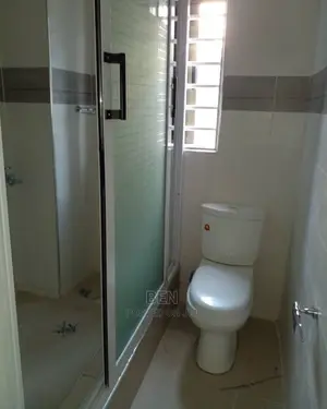 2bdrm Apartment in Golf Park Achimota for Rent