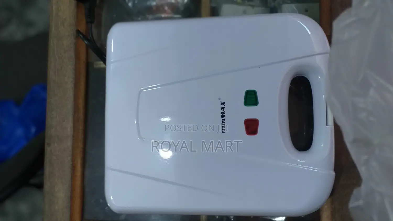 Min Max 12 Pieces Doughnut Maker
