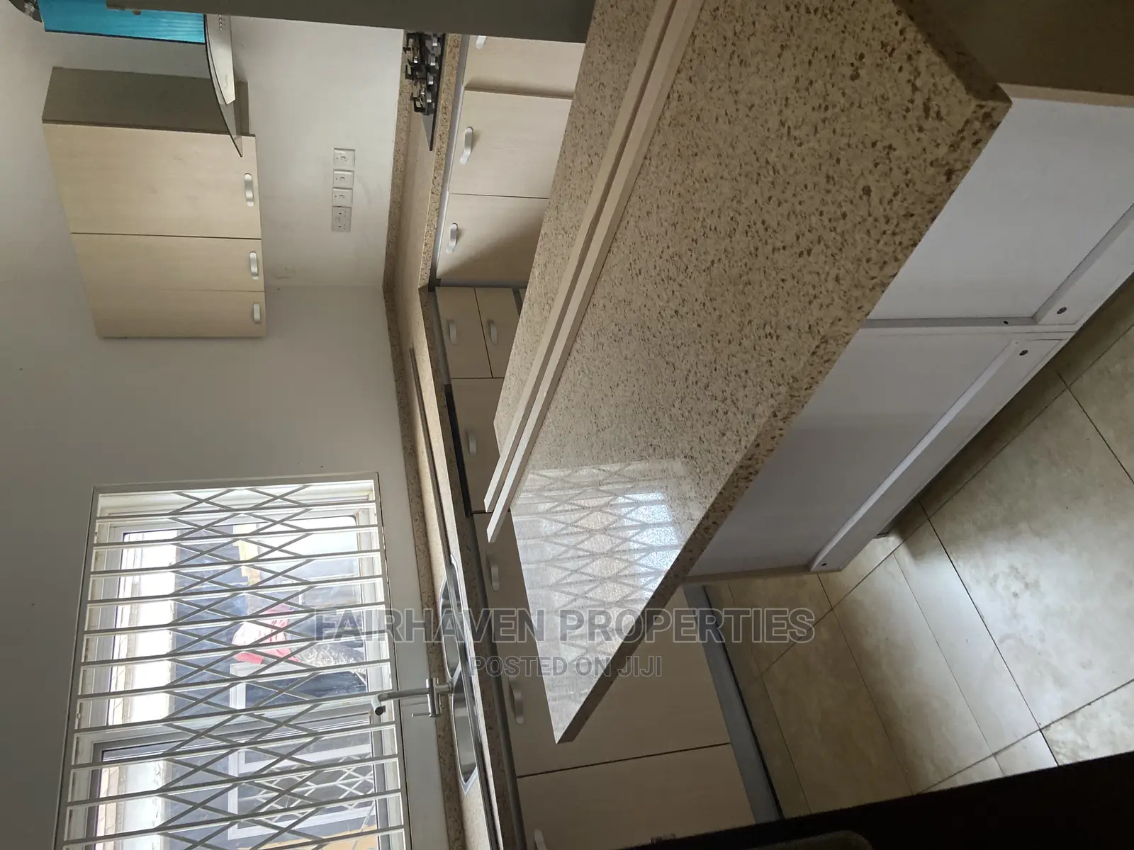 3bdrm House in Tseaddo, Teshie for Rent