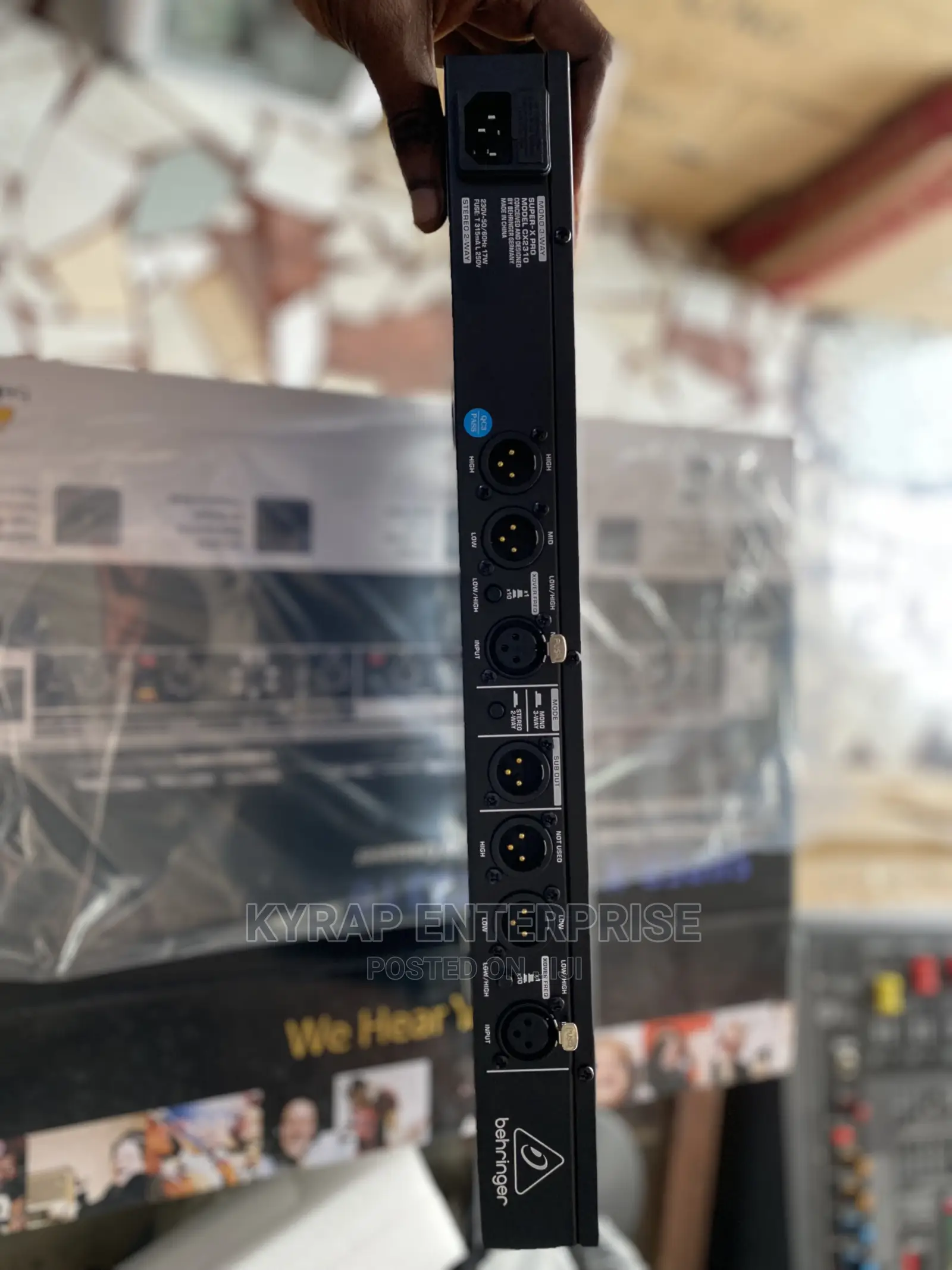 Behringer Crossover