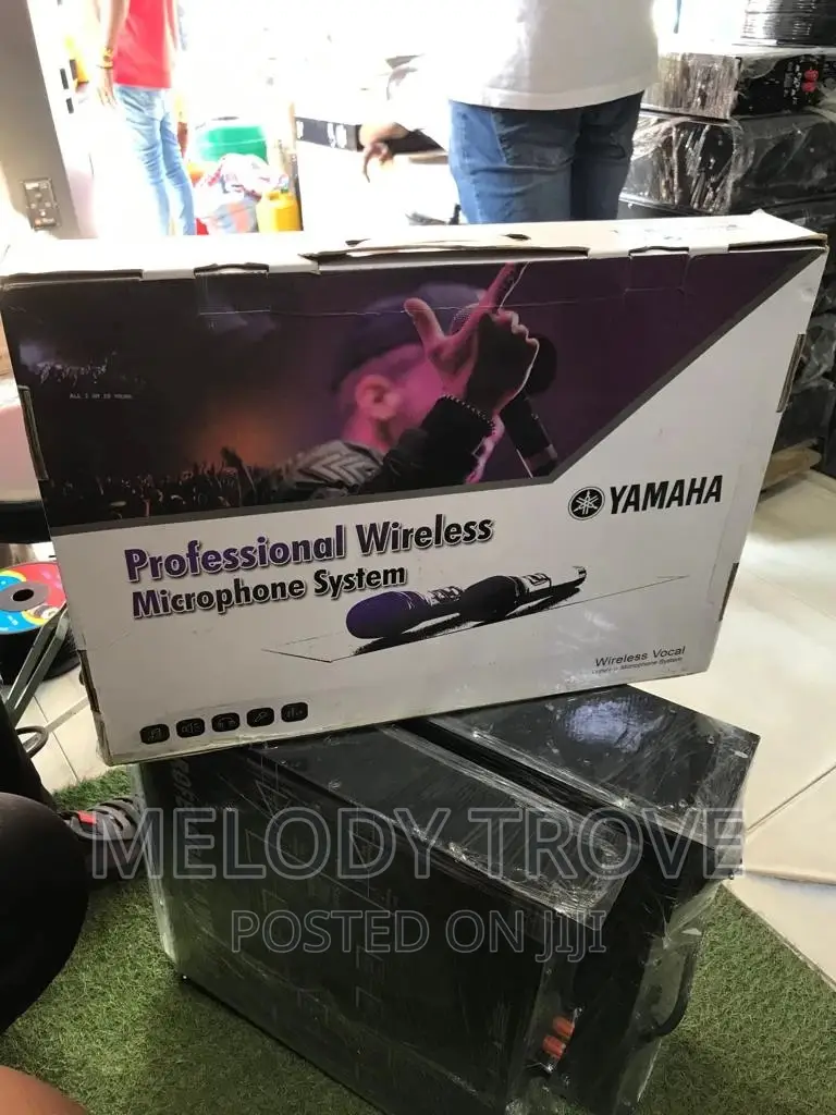 Yamaha Y-5654 Professional Wireless Microphone