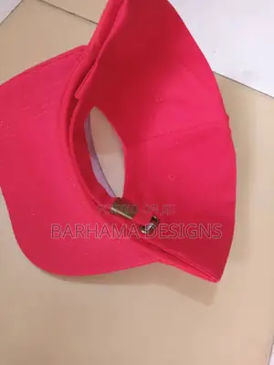 Plain Caps