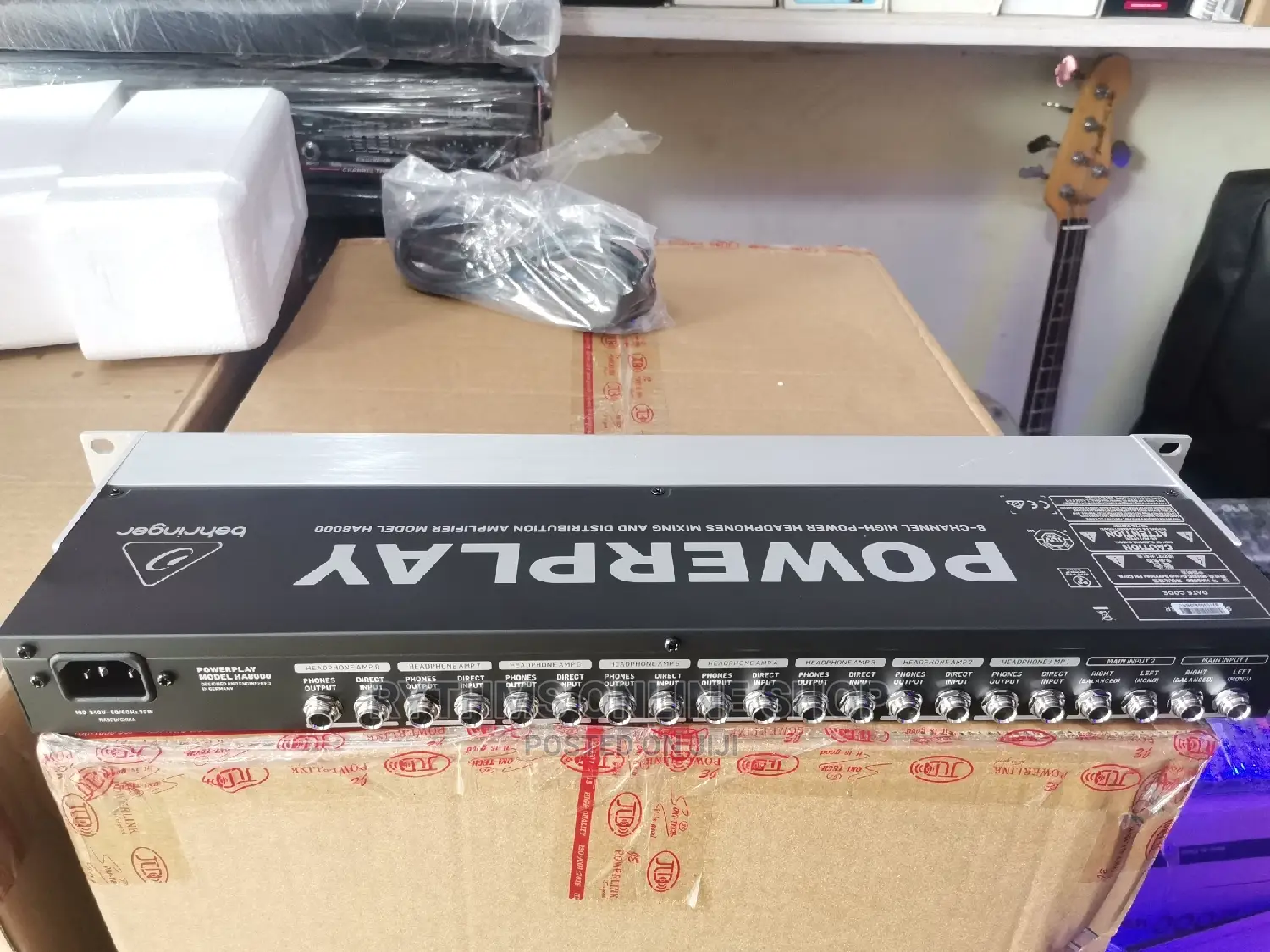 HA8000 8-Channels Headphone Mixing and Distribution Amp
