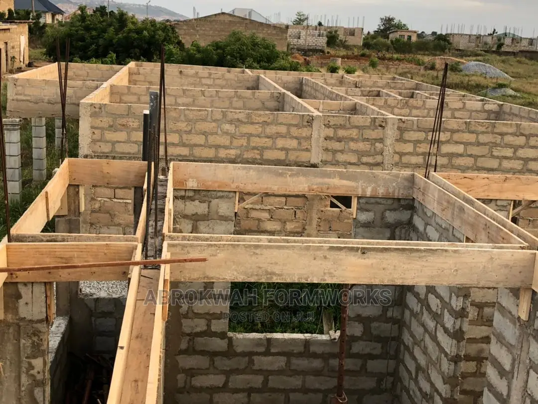 Pillars/Retaining Wall/Columns/Decking/Slabs/Scaffolds/Props