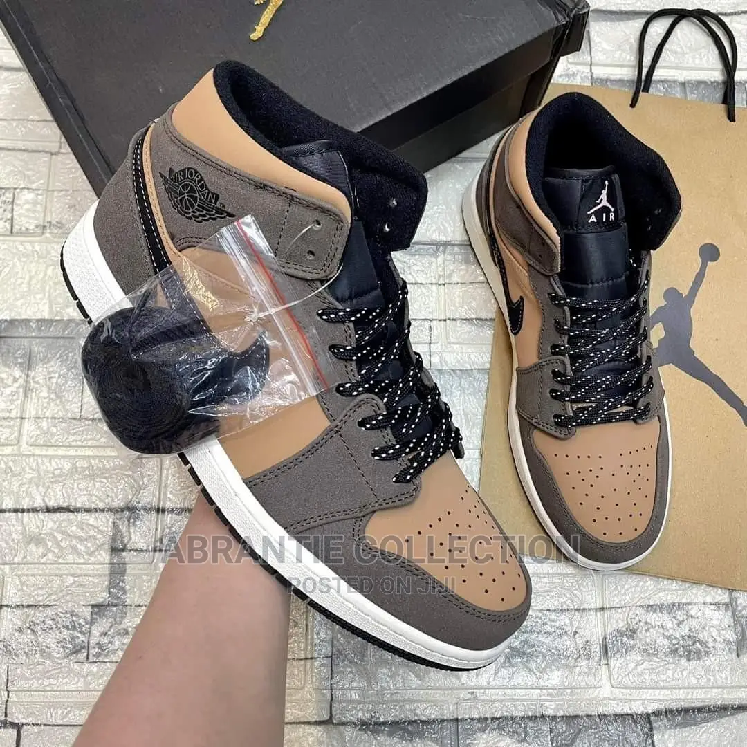 Nike Air Jordan 1 Mid SE Dark Chocolate