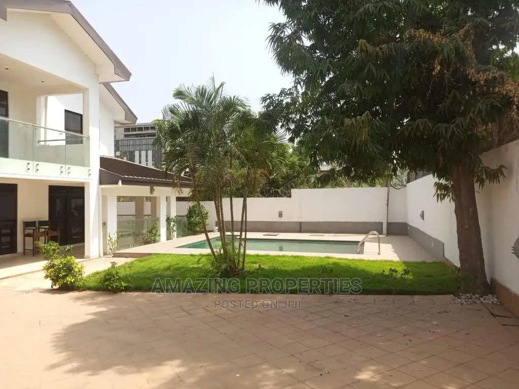 4bdrm House in Airport Residential for Rent