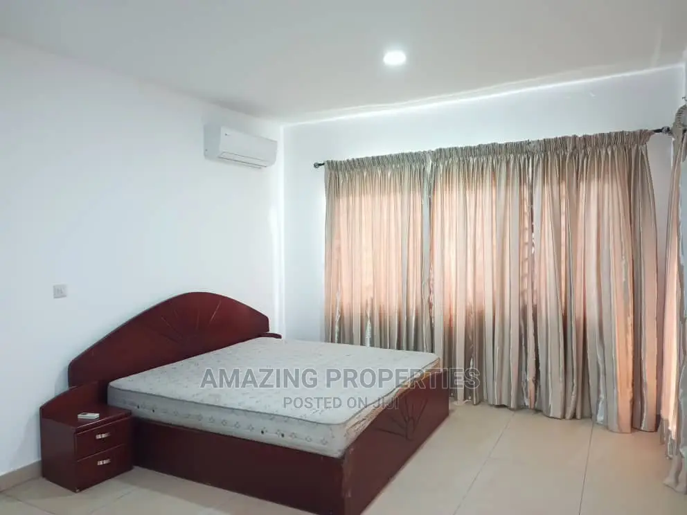 4bdrm House in Airport Residential for Rent