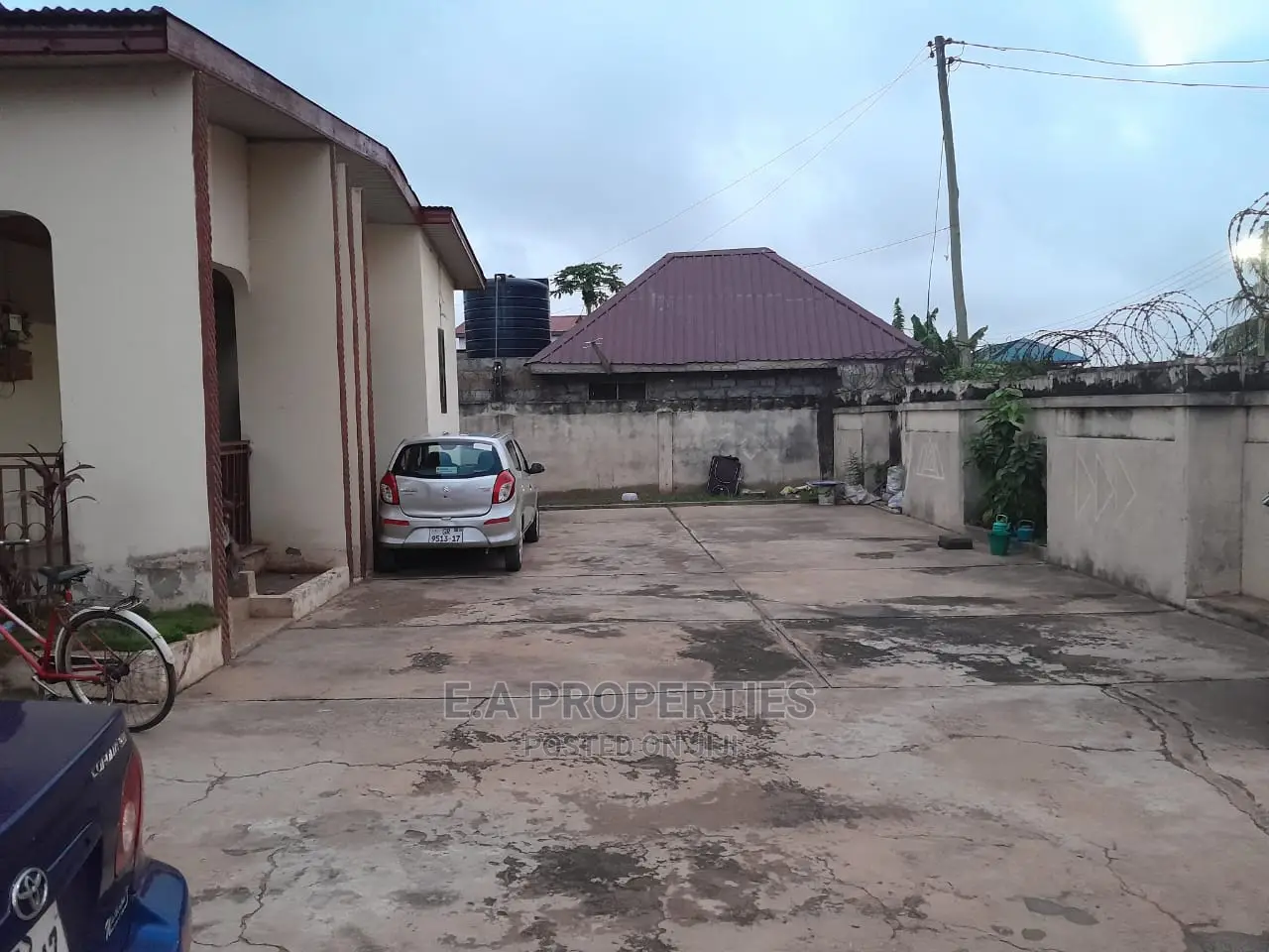 4bdrm House in E a Properties, Papao for Sale
