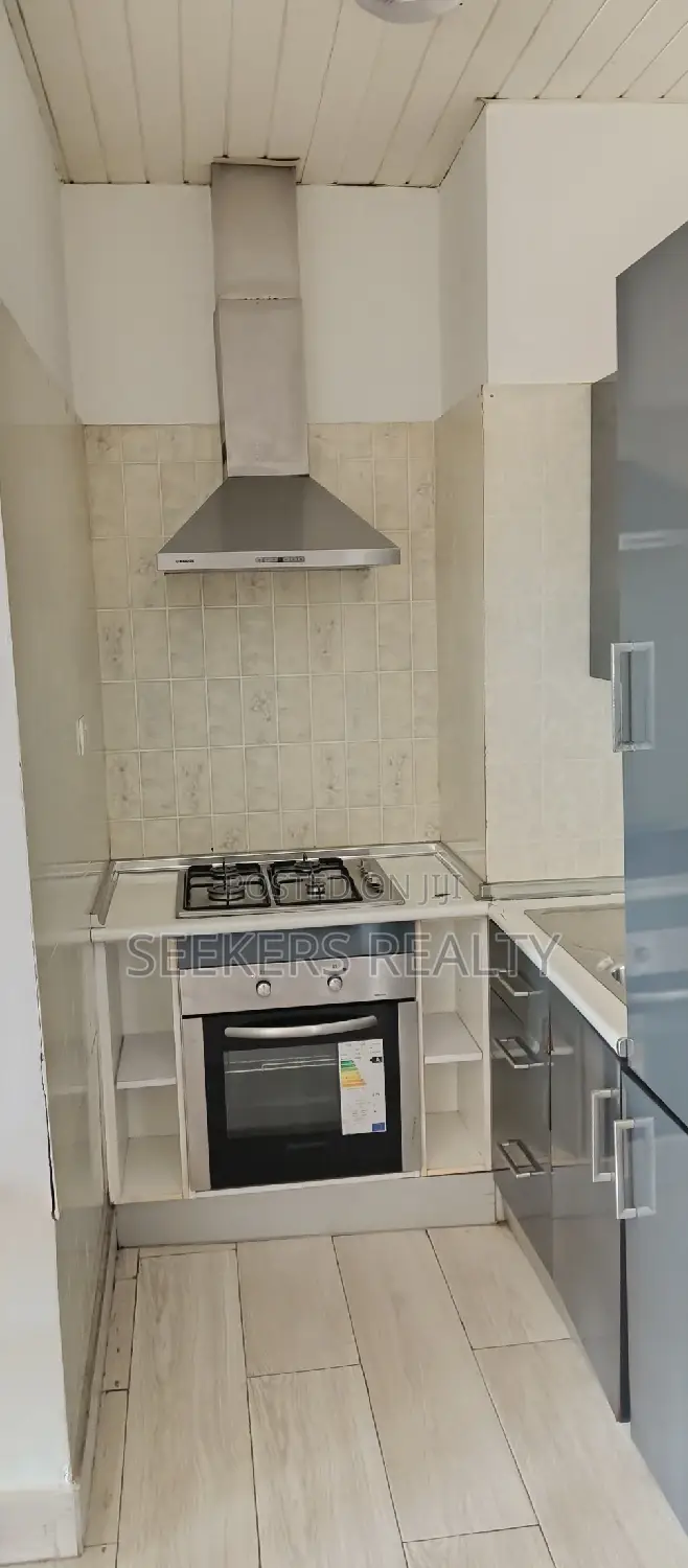 Furnished 2bdrm Apartment in Seekers Realty, Estates for Rent