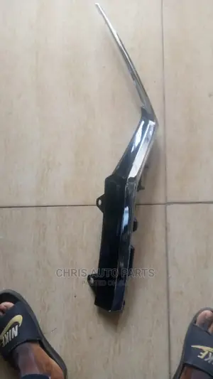CRV 20 Headlight Strip