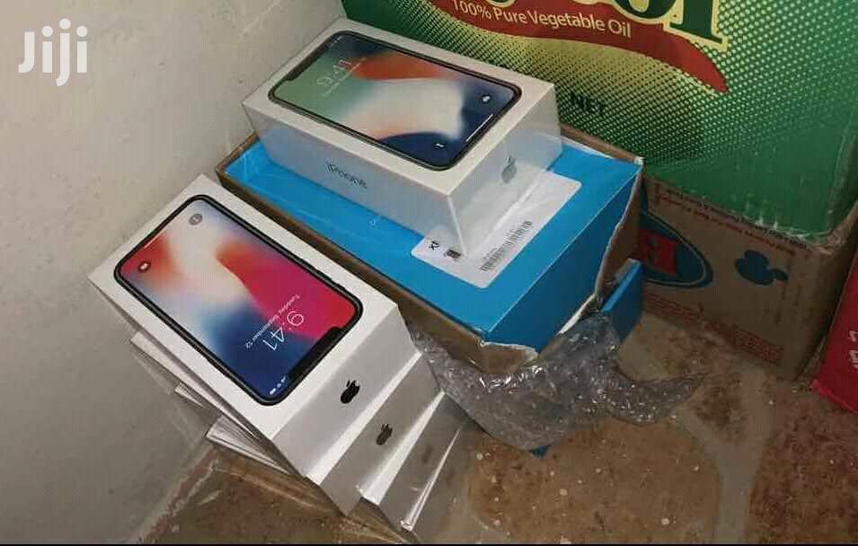 New Apple iPhone X 256 GB Black