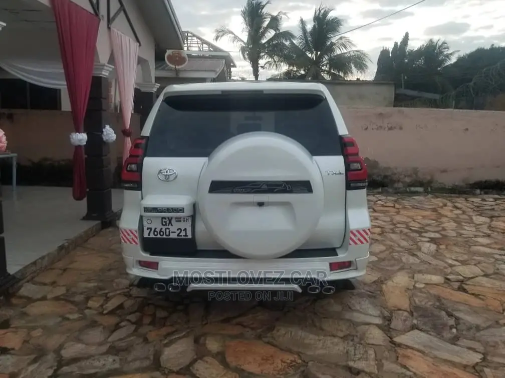 Car for Rent. Land-Cruisers Prado White for Rent in Ghana