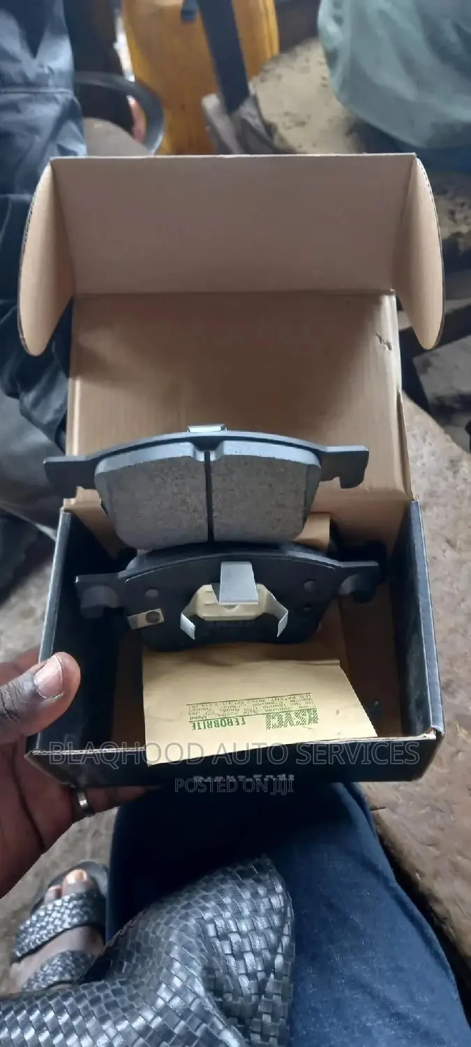 Back BRAKE PAD for All Cars Available Toyota/Honda/Hyundai