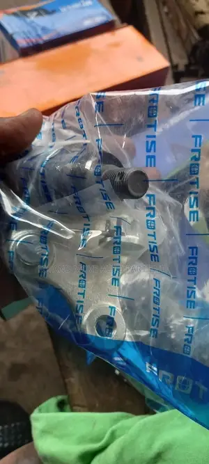 Rav4 2013-2017 Brand New BALL JOINTS Pair Available