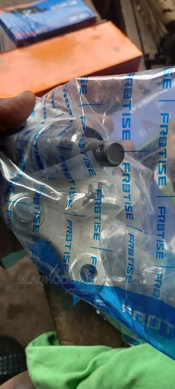 Rav4 2013-2017 Brand New BALL JOINTS Pair Available