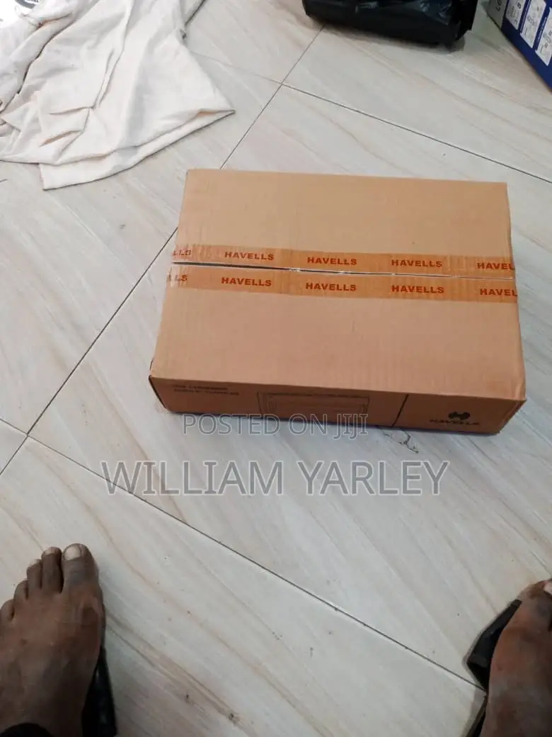 4 Way Harvells Main Switch Distribution Box