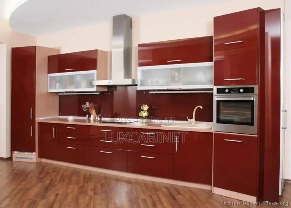 Customize Kitchen Cabinets