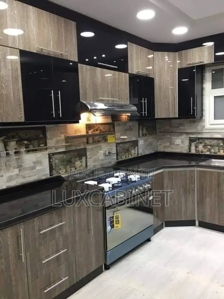 Customize Kitchen Cabinets