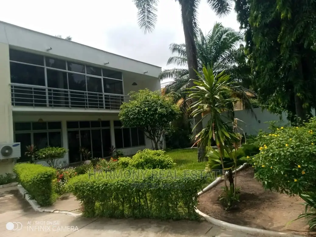 4bdrm House in Airport Residential Area for rent