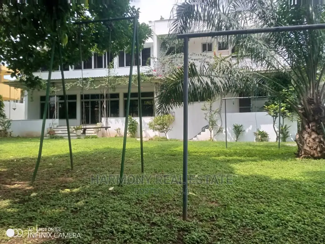 4bdrm House in Airport Residential Area for rent