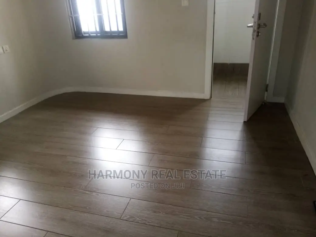 4bdrm House in Airport Residential Area for rent