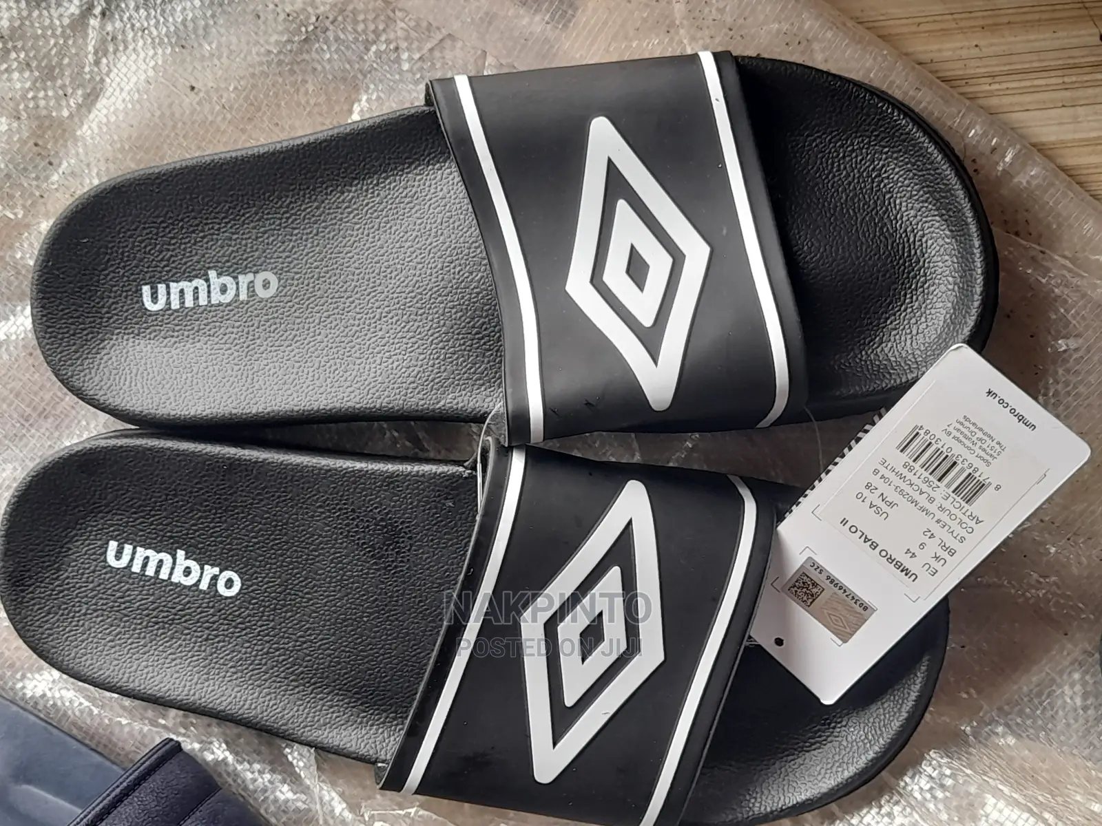 Slippers and Easy Wear