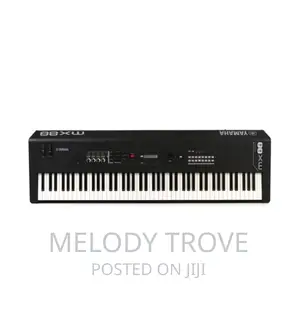 Yamaha MX88 Keyboard