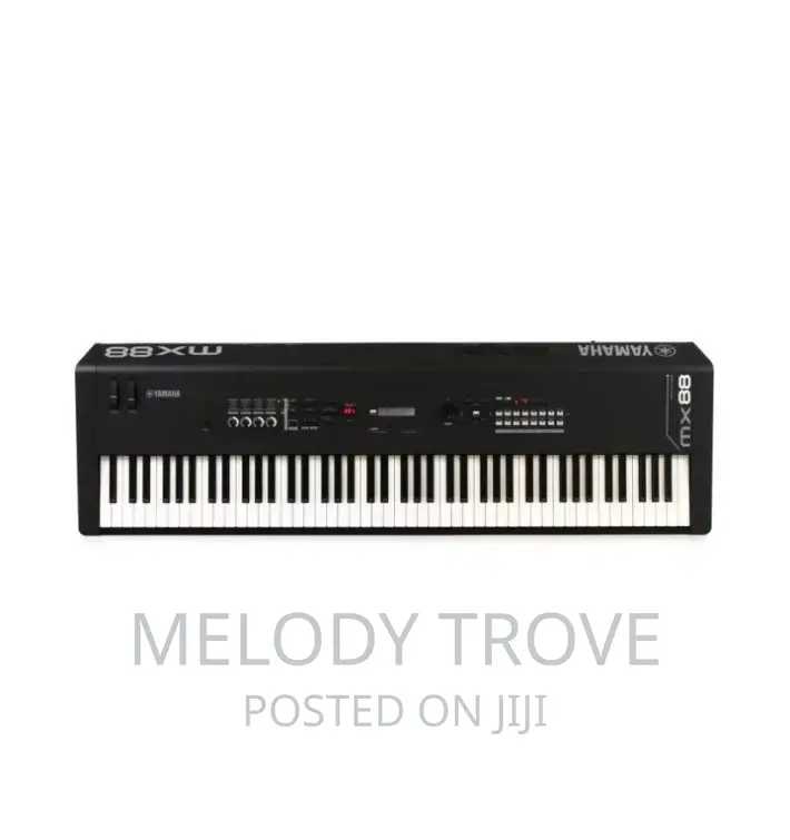 Yamaha MX88 Keyboard