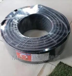 A 2 in 1 Speaker Cable of Good Quality