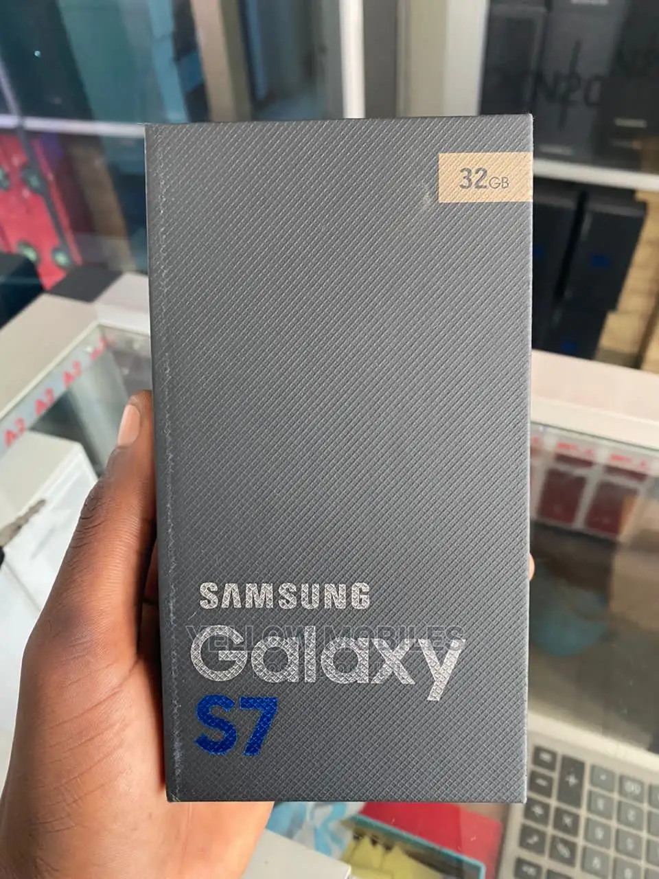 New Samsung Galaxy S7 32 GB Gold