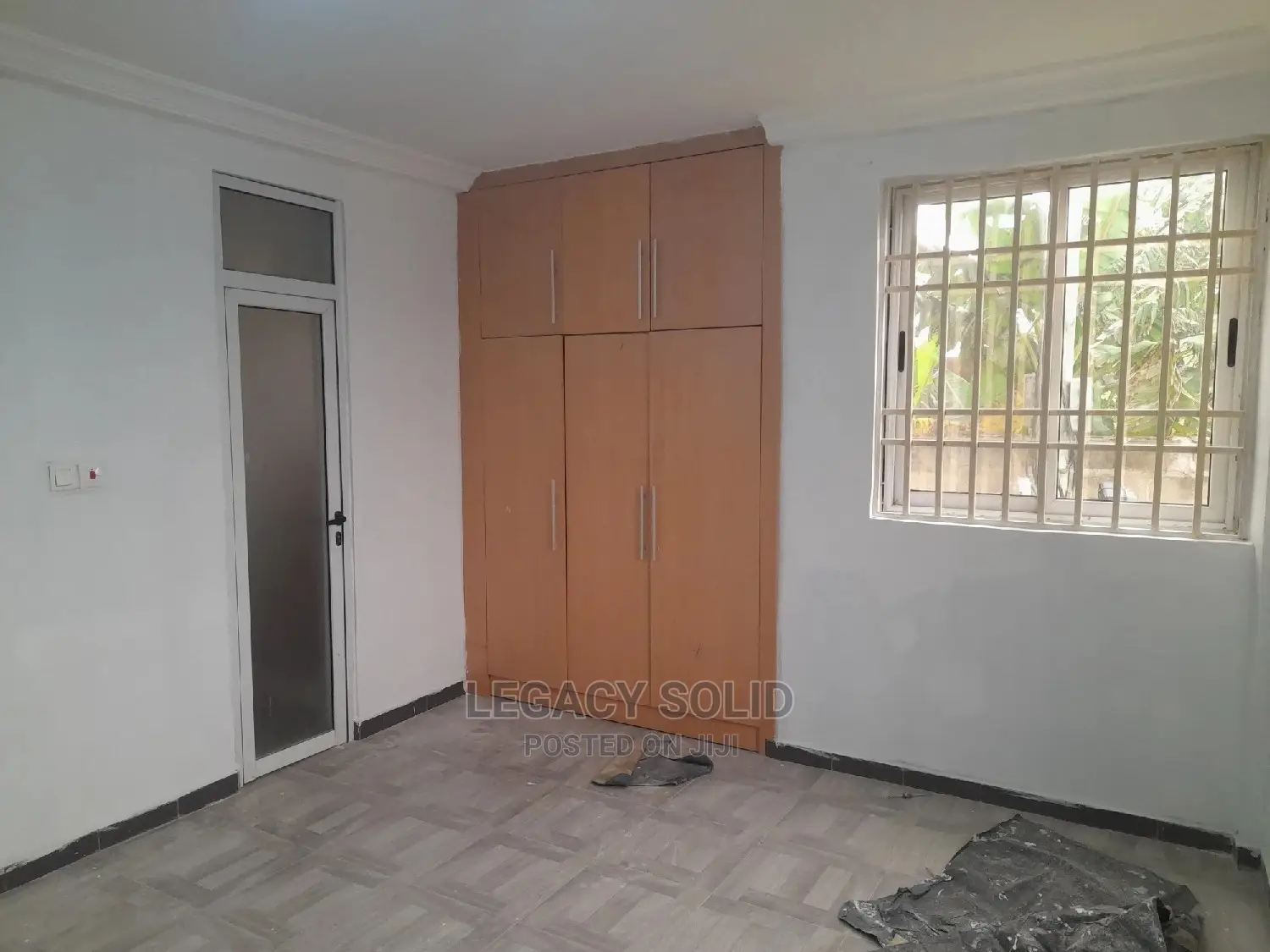 3bdrm Apartment in Legacy Solid Real, Ledzokuku-Krowor for rent