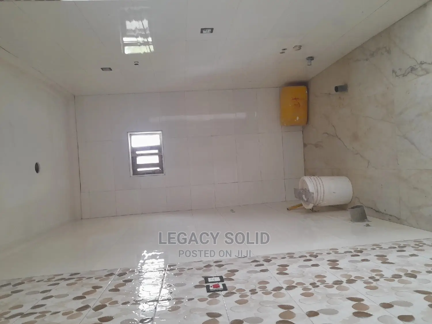 2bdrm Apartment in Legacy Solid Real, Ledzokuku-Krowor for Rent
