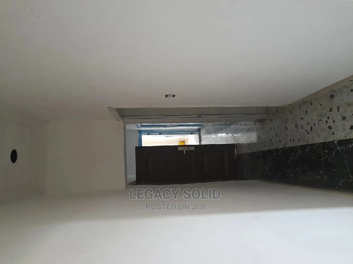 2bdrm Apartment in Legacy Solid Real, Ledzokuku-Krowor for Rent