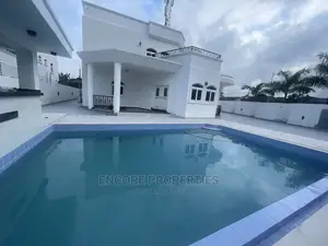 5bdrm Mansion in East Legon for Rent