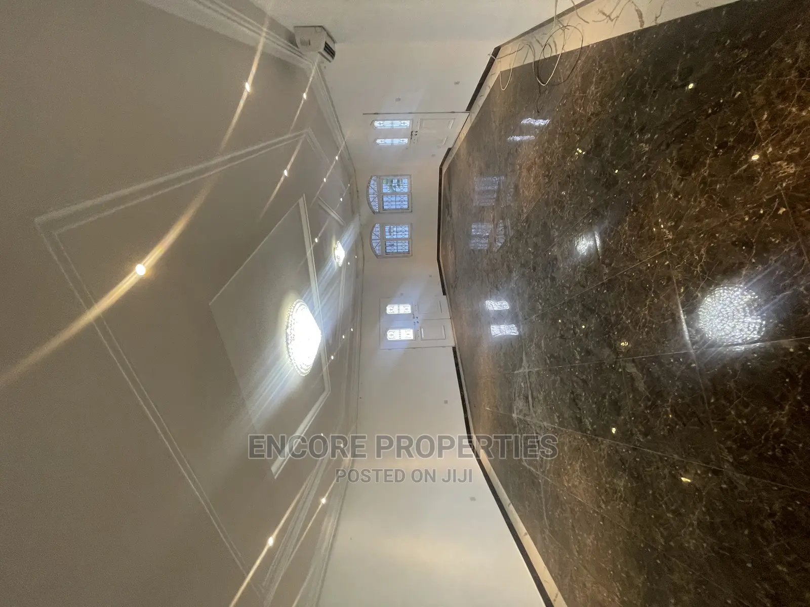5bdrm Mansion in East Legon for Rent