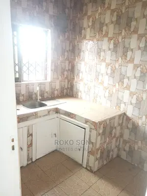 1bdrm Apartment in Dr Roko, Ablekuma for rent
