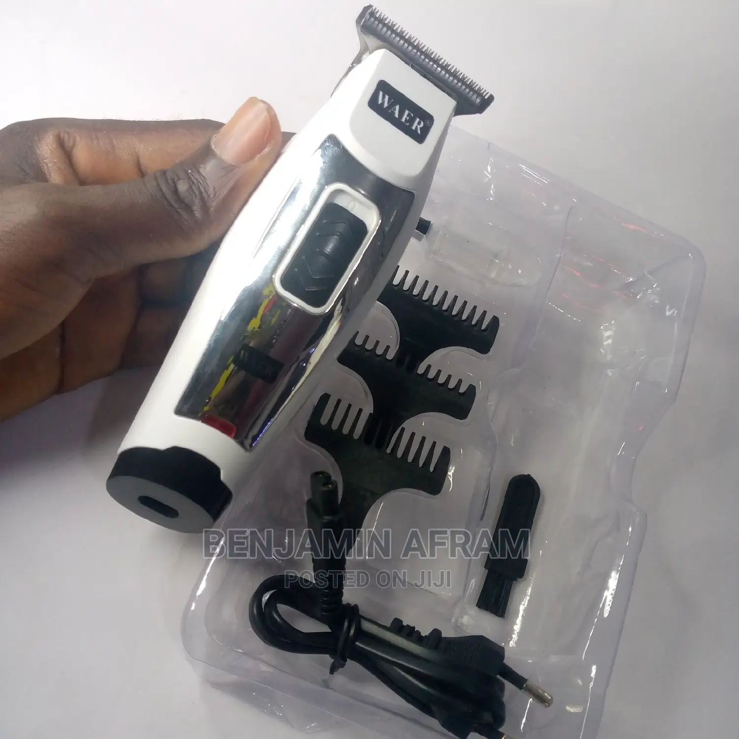 Rechargeable Cordless Hair Clipper. Wa-3675