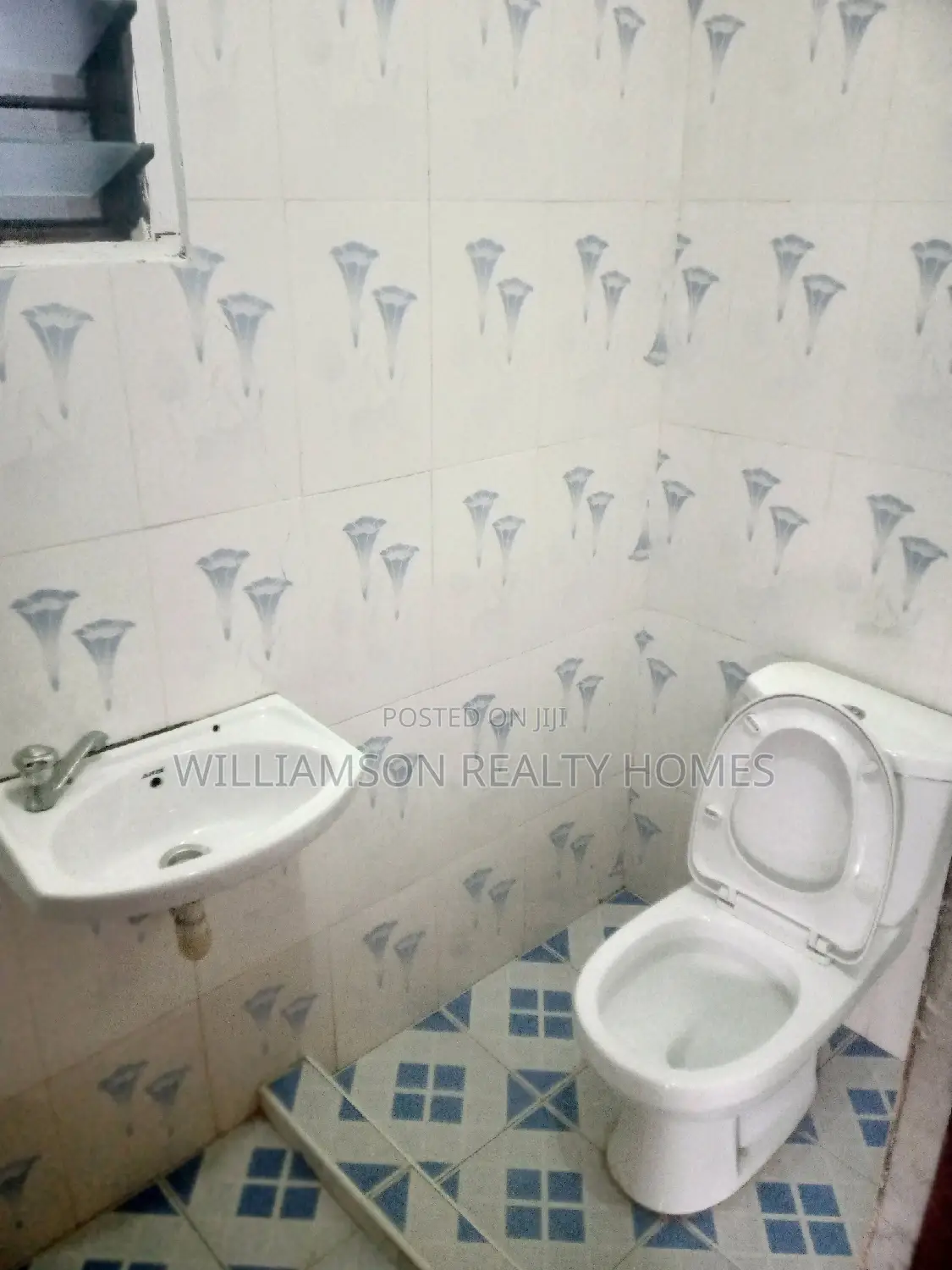 1bdrm Apartment in Community 18 Baptist, Spintex for rent