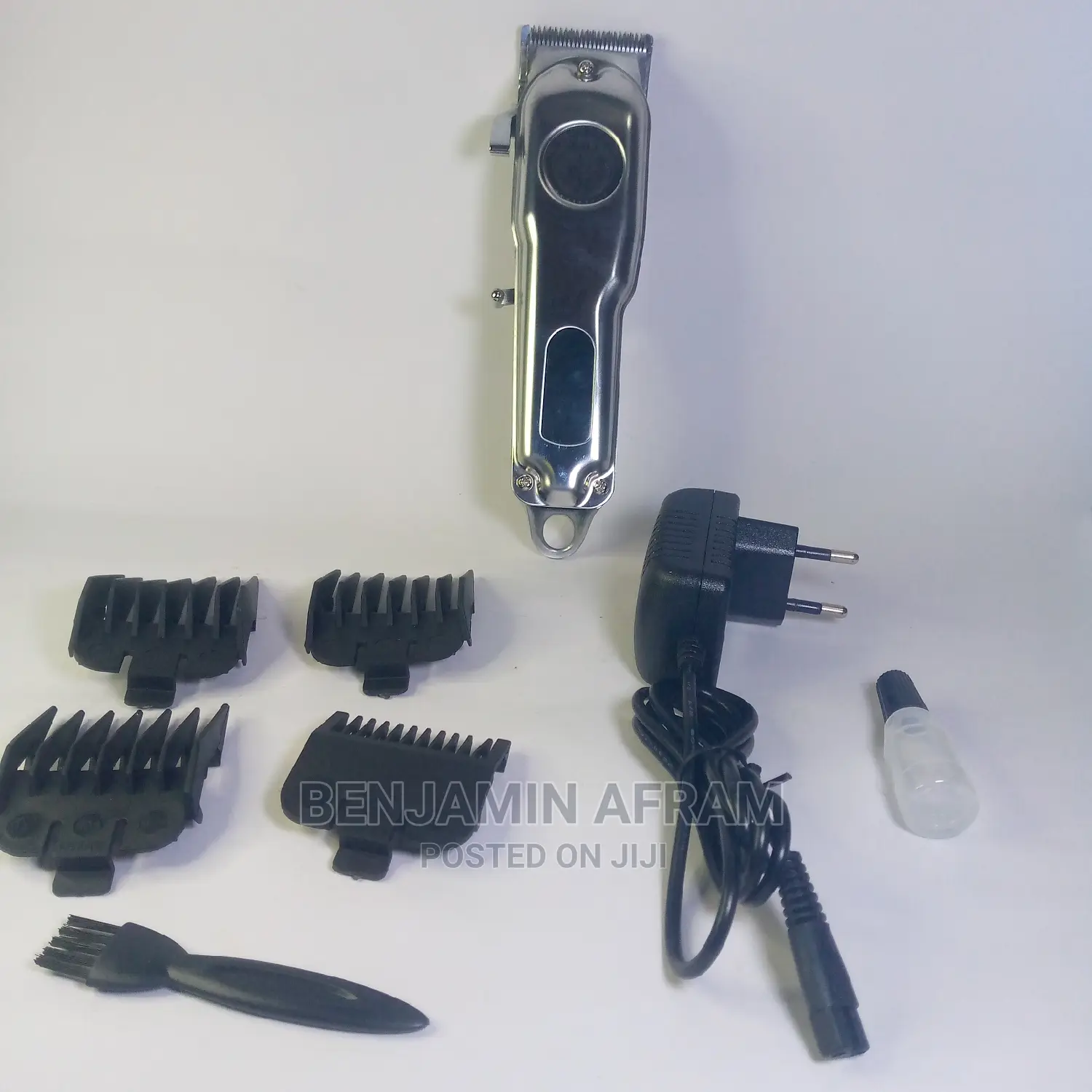 Rechargeable Digital Barbering Machine