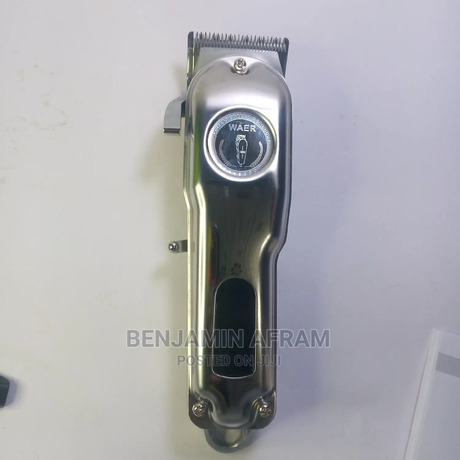 Rechargeable Digital Barbering Machine
