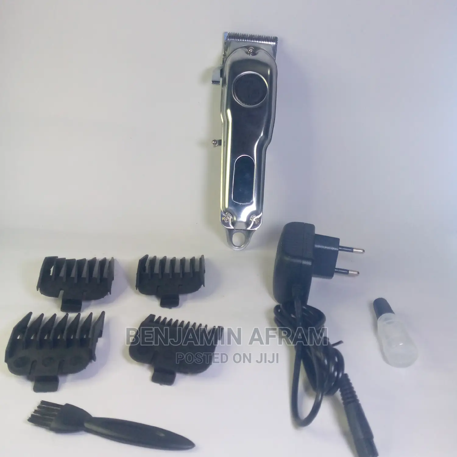 Rechargeable Digital Barbering Machine