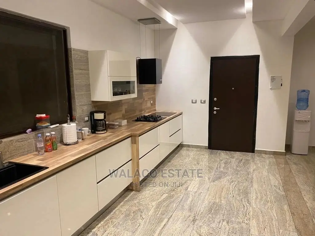 5bdrm Townhouse / Terrace in Walako Estate, a C Mall Area for Rent