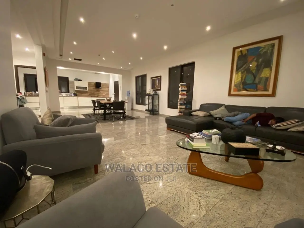 5bdrm Townhouse / Terrace in Walako Estate, a C Mall Area for Rent